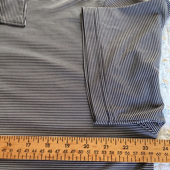 Men’s Greg Norman - Play Dry - Short Sleeve - Polo Shirt - Large - Black & White - Picture 4 of 8